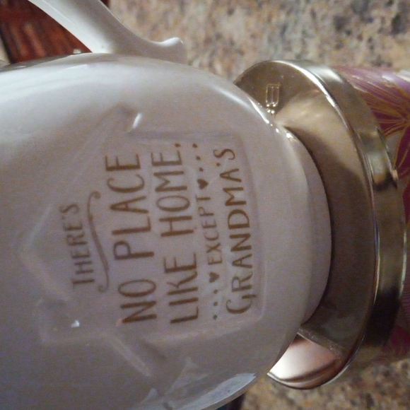 Rare and very unique C.R. Gibson  ''There's No Place Like Home Except Grandma's' - Picture 3 of 9